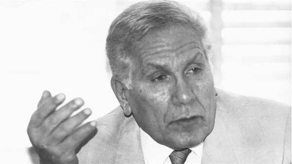 مرور 98 عامًا على ميلاد يوسف إدريس: أبرز أعماله الأدبية مرور 98 عامًا على ميلاد يوسف إدريس: أبرز أعماله الأدبية
