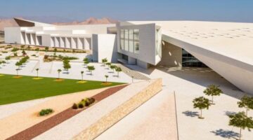 مسؤول بمتحف عمان: المتحف يبرز الحقب التاريخية المختلفة للسلطنة بشكل حضارى