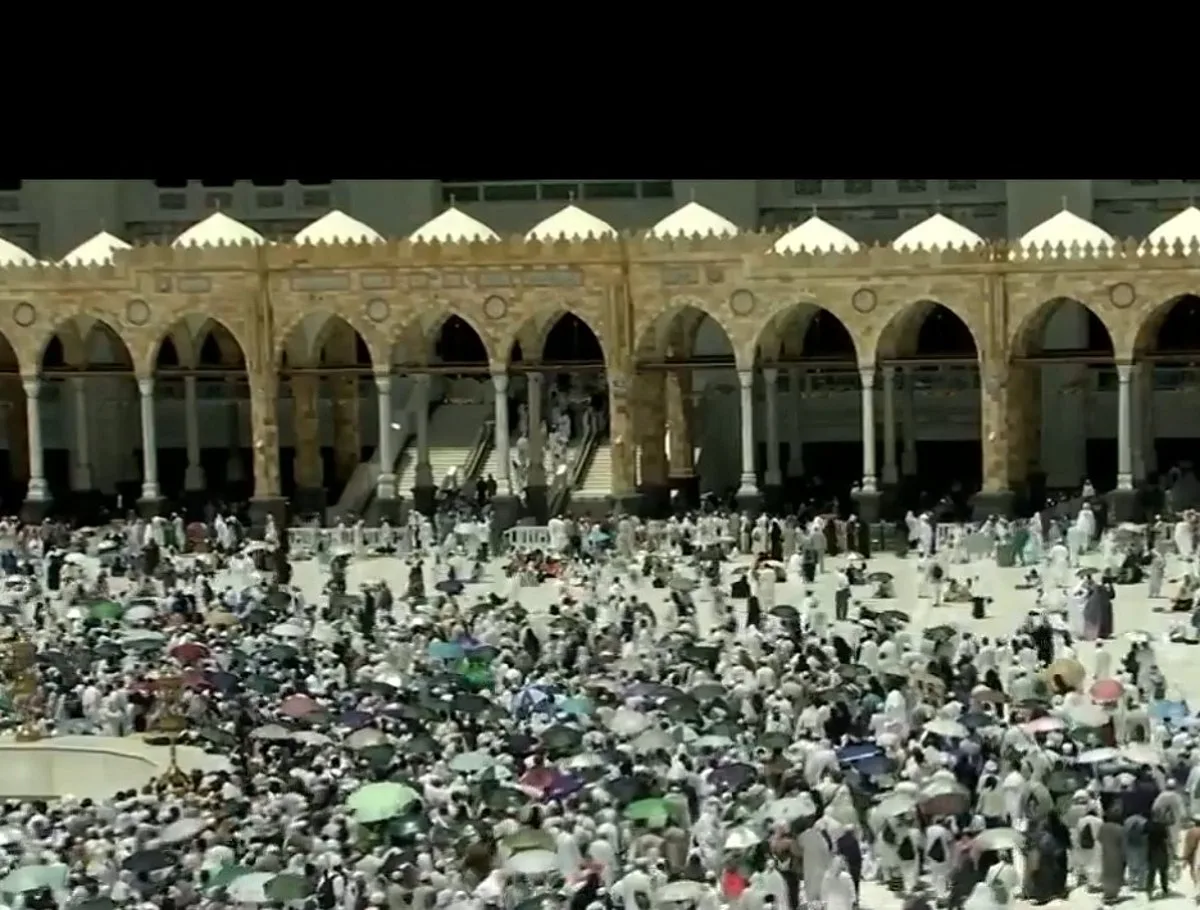 مسؤول في “الحج والعمرة”: مركز الرصد والتحكم يستخدم التقنيات الحديثة لمتابعة رحلات الحجاج مسؤول في “الحج والعمرة”: مركز الرصد والتحكم يستخدم التقنيات الحديثة لمتابعة رحلات الحجاج
