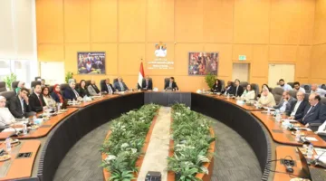 مساعد وزير الإسكان يجتمع لبحث التحضيرات لإطلاق الاستراتيجية الوطنية للمدن الذكية الجديدة