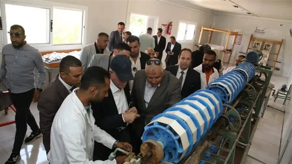 مستشار رئيس الجمهورية يتفقد نادي الهجن ومشروعات الاستثمار الزراعي بالوادي الجديد مستشار رئيس الجمهورية يتفقد نادي الهجن ومشروعات الاستثمار الزراعي بالوادي الجديد