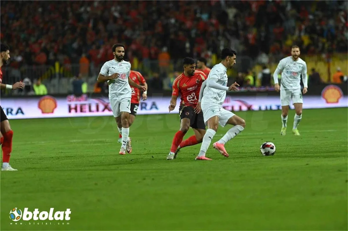 مستشهدًا بـ الزمالك.. المصري يوجه استفسارًا لـ رابطة الأندية قبل مواجهة الأهلي