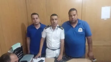 مسعفان في بورسعيد يعيدون 110 آلاف جنيه عُثر عليها خلال حادث مروع