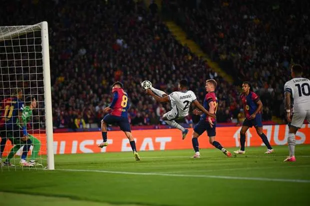 مشاهدة بث مباشر مباراة برشلونة وإنتر في دوري أبطال أوروبا بجودة عالية