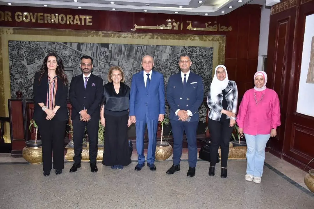 مشيرة خطاب تتباحث مع محافظ الأقصر حول نشر وتعزيز ثقافة حقوق الإنسان مشيرة خطاب تتباحث مع محافظ الأقصر حول نشر وتعزيز ثقافة حقوق الإنسان