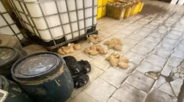 مصادرة طحينة تحتوي على مواد خام غير معروفة في الخانكة