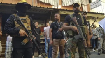 مصدر فلسطيني: مخيماتنا تحت السيادة اللبنانية وسلاحنا يقتصر على الأسلحة الفردية، ونقترح تكليف القيادات المحلية من أبناء المخيمات للتفاوض مع الدولة حول سلاح المخيمات وضمان أمنها.