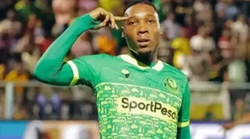 مصدر لـ “ليلا كورة”: الزمالك يبدأ محادثات لضم مزيزي