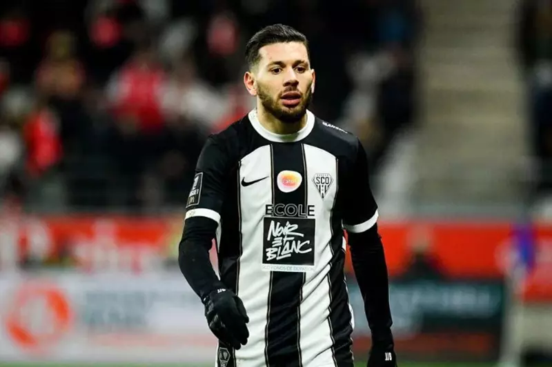 مصدر من نادي الزمالك لـ “يلا كورة”: نناقش التعاقد مع فريد الملالي.. وهناك اختلاف بشأن الراتب. مصدر من نادي الزمالك لـ “يلا كورة”: نناقش التعاقد مع فريد الملالي.. وهناك اختلاف بشأن الراتب.