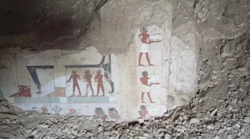 مصر: العثور على ثلاث قبور تاريخية في الأقصر