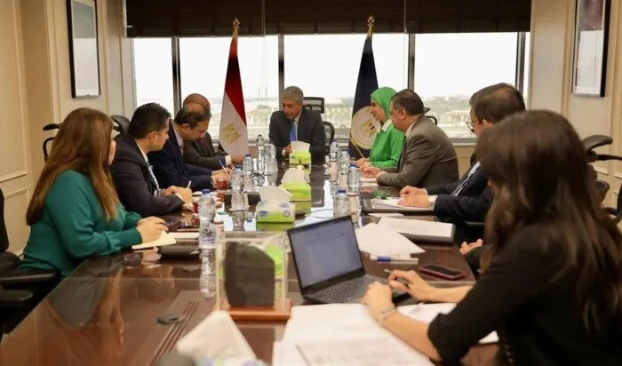 مصر تبحث تعزيز التعاون السياحي بين دول منظمة D-8 قبيل الاجتماع الوزاري في القاهرة