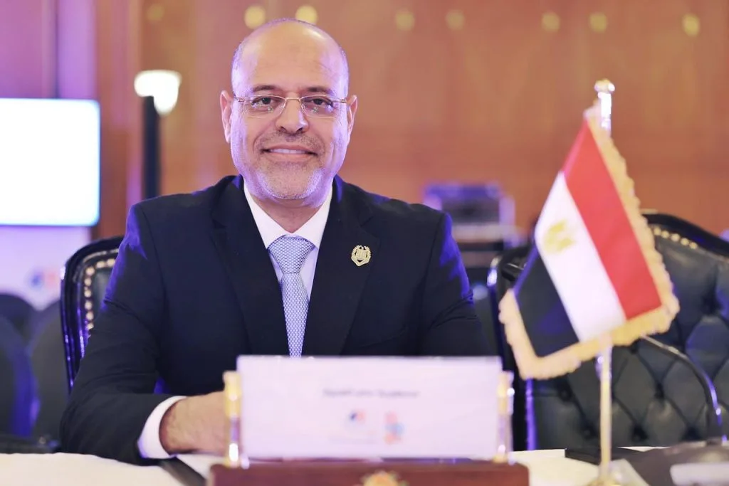 مصر تبدأ تقييم الكوادر المصرية للعمل في السعودية براتب 11 ألف ريال مصر تبدأ تقييم الكوادر المصرية للعمل في السعودية براتب 11 ألف ريال