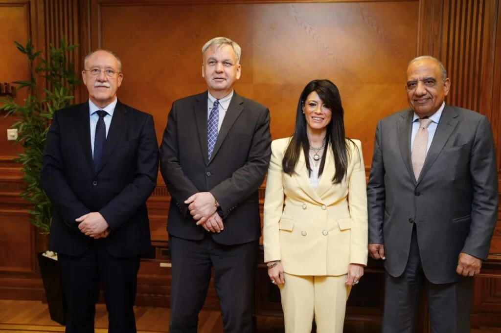 مصر تبرم اتفاقية شراكة مالية مع ألمانيا بقيمة 118 مليون يورو مصر تبرم اتفاقية شراكة مالية مع ألمانيا بقيمة 118 مليون يورو