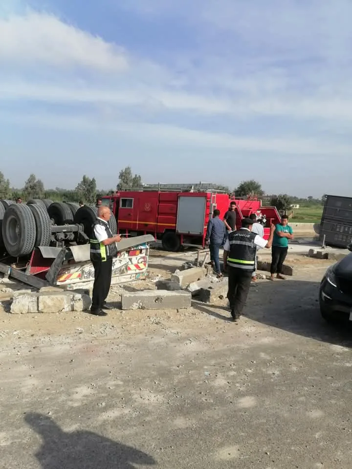 مصرع وإصابة 4 أفراد في حادث تصادم مميت على الطريق الإقليمي بالمنوفية.. صور