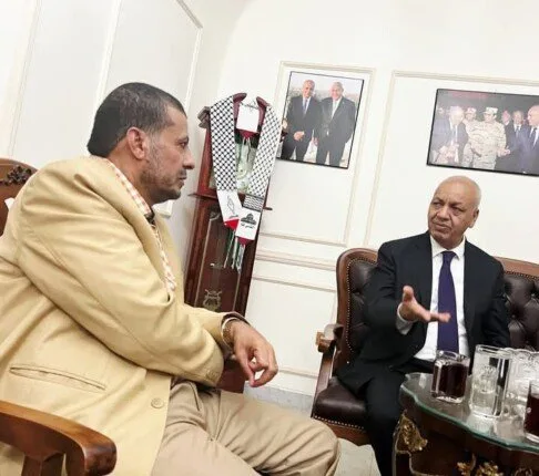 مصطفى بكري يلتقي بمستشار رئيس الجمهورية اليمنية لشؤون القضاء