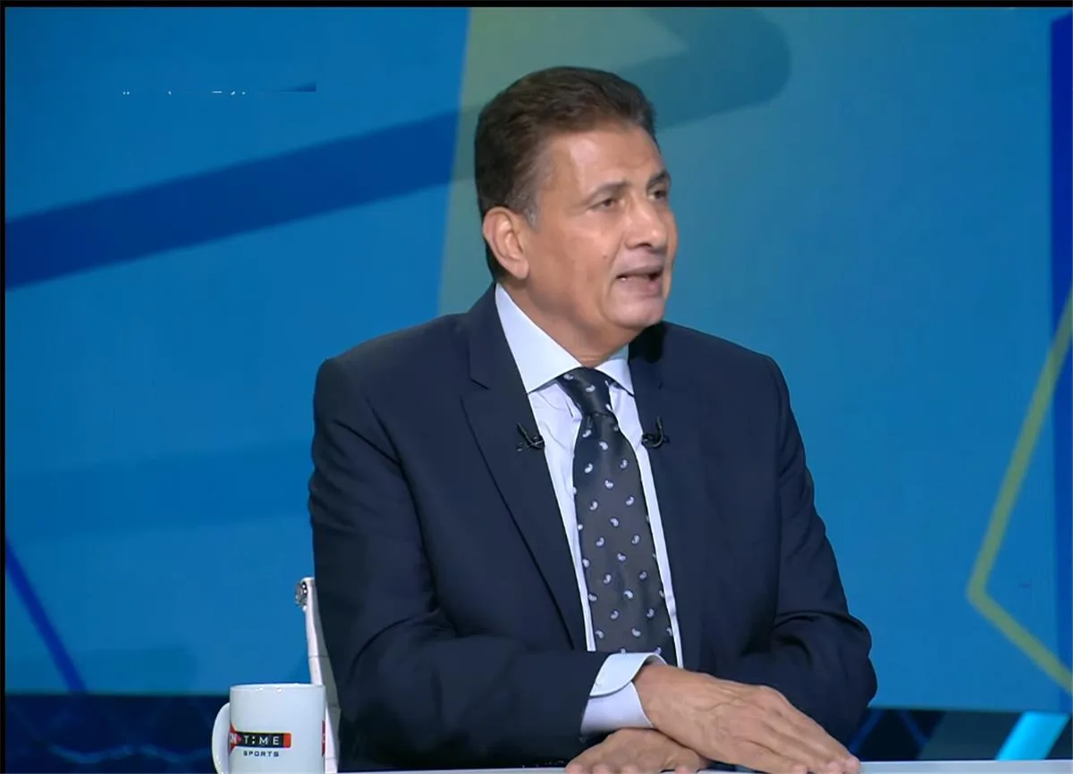 مصطفى عبده يعلن انتقال لاعب الأهلي إلى بيراميدز ويعبر عن حزنه تجاه الزمالك.