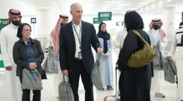 مطار الملك عبدالعزيز الدولي في جدة يستقبل أولى رحلات الحجاج القادمين من المملكة المتحدة
