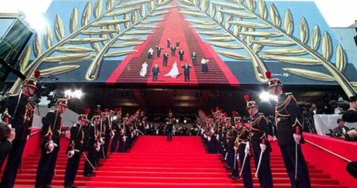 مع انتهاء فعالياته، مهرجان كان السينمائي يستعد لمنح جائزة السعفة الذهبية. مع انتهاء فعالياته، مهرجان كان السينمائي يستعد لمنح جائزة السعفة الذهبية.