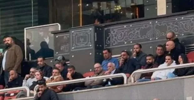 خلاف داخل مجلس إدارة الزمالك بسبب وكيل لاعب الأهلي.. تعرف على التفاصيل خلاف داخل مجلس إدارة الزمالك بسبب وكيل لاعب الأهلي.. تعرف على التفاصيل