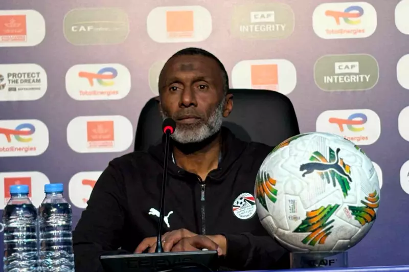 معسكرات يتخللها مباريات ودية.. اجتماع بين اتحاد الكرة وأحمد الكاس للاستعداد لكأس العالم للشباب
