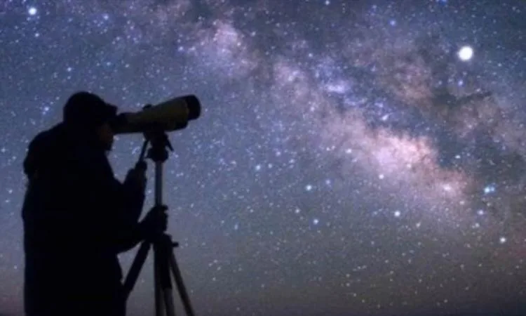 معهد الفلك: اكتمال بدر "ذو القعدة" الاثنين المقبل.. وعيد الأضحى 6 يونيو
