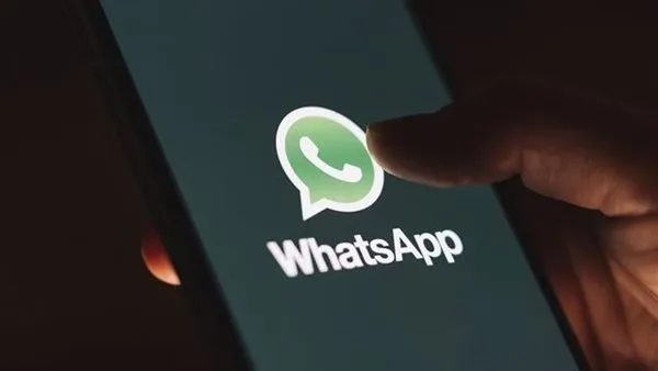 مفاجأة في تحديث whatsapp الجديد.. ظهور Meta AI دون إذن المستخدم