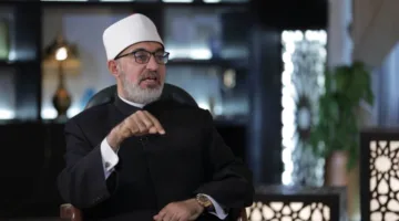 مفتي الجمهورية يندد بقصف مدرسة تستخدم لإيواء النازحين في حي الصحابة بغزة