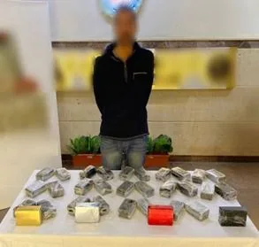 مقتل 3 مسلحين خطرين إثر مواجهة مع الشرطة.. وتفكيك شبكة إجرامية للاتجار بالمخدرات. مقتل 3 مسلحين خطرين إثر مواجهة مع الشرطة.. وتفكيك شبكة إجرامية للاتجار بالمخدرات.