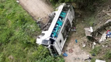 مقتل تسعة أشخاص في حادث حافلة خلال رحلة لطلاب الجامعة في كولومبيا