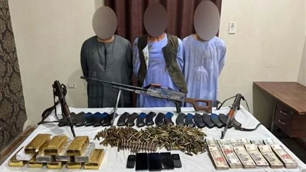 مقتل ثلاثة مطلوبين خلال اشتباك مسلح مع الشرطة في أسيوط وقنا. مقتل ثلاثة مطلوبين خلال اشتباك مسلح مع الشرطة في أسيوط وقنا.
