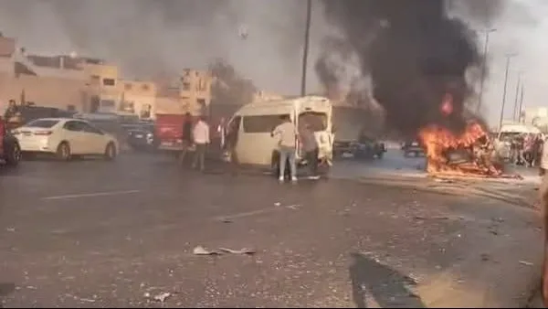 مقتل شخص وإصابة 15 آخرين وحريق في سيارة نتيجة حادث مروع على الدائري مقتل شخص وإصابة 15 آخرين وحريق في سيارة نتيجة حادث مروع على الدائري