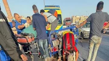 مقتل شخص وجرح اثنين آخرين في انقلاب تروسيكل بالقليوبية