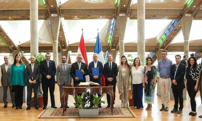 مكتبة الإسكندرية تستضيف وفدًا بارزًا من المركز الوطني للبحث العلمي في فرنسا مكتبة الإسكندرية تستضيف وفدًا بارزًا من المركز الوطني للبحث العلمي في فرنسا