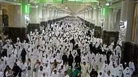 ملخص قصة الصفا والمروة: معاني السعي ولماذا يقوم المسلمون بجولات سبعة؟