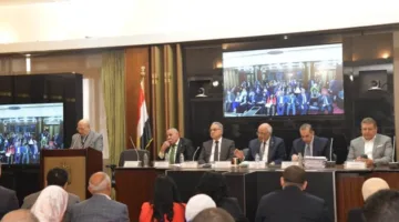 ممثل المستأجرين يطلب تأجيل إصدار قانون الإيجار القديم ورئيس لجنة الإسكان في النواب يطالب بإزالة بند التهجير القسري من المحضر.