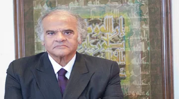 ممدوح عباس يكشف عن خبير أجنبي لتطوير الزمالك