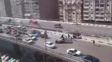 إصابة شخص نتيجة ان flipping سيارته الخاصة على دائري المريوطية