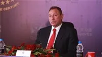 من أين يحصل النادي الأهلي على تمويله؟.. رد الخطيب