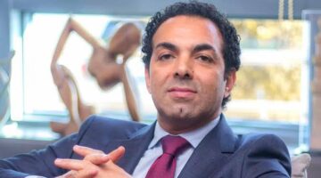 من مسجد مصر إلى لايسن فالي… كيف يصنع المعماري محمد طلعت قوة مصر الناعمة عبر العمارة؟