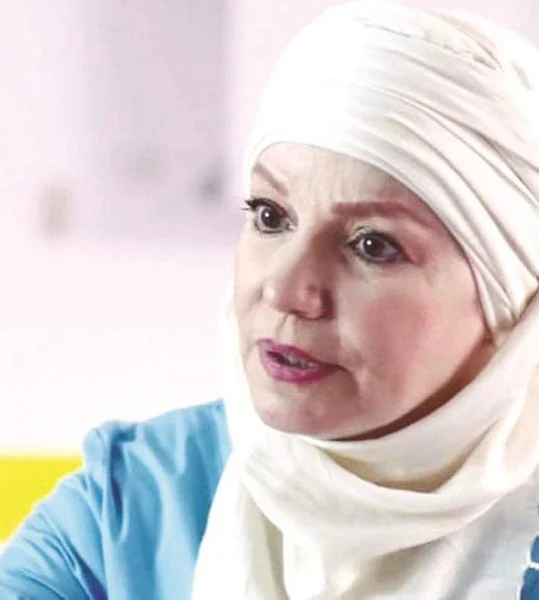 من هي؟.. أية سماحة تنتقد مشيرة إسماعيل بسبب عيادة للحيوانات من هي؟.. أية سماحة تنتقد مشيرة إسماعيل بسبب عيادة للحيوانات
