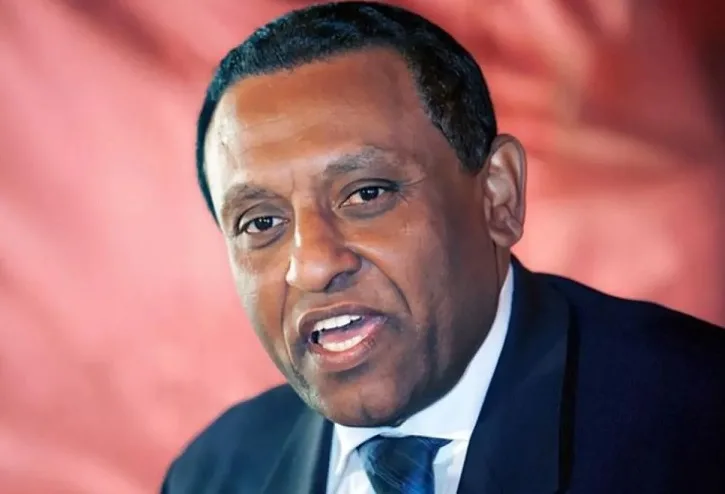 من يكون كامل الطيب إدريس بعد تعيينه رئيساً لحكومة السودان؟ من يكون كامل الطيب إدريس بعد تعيينه رئيساً لحكومة السودان؟