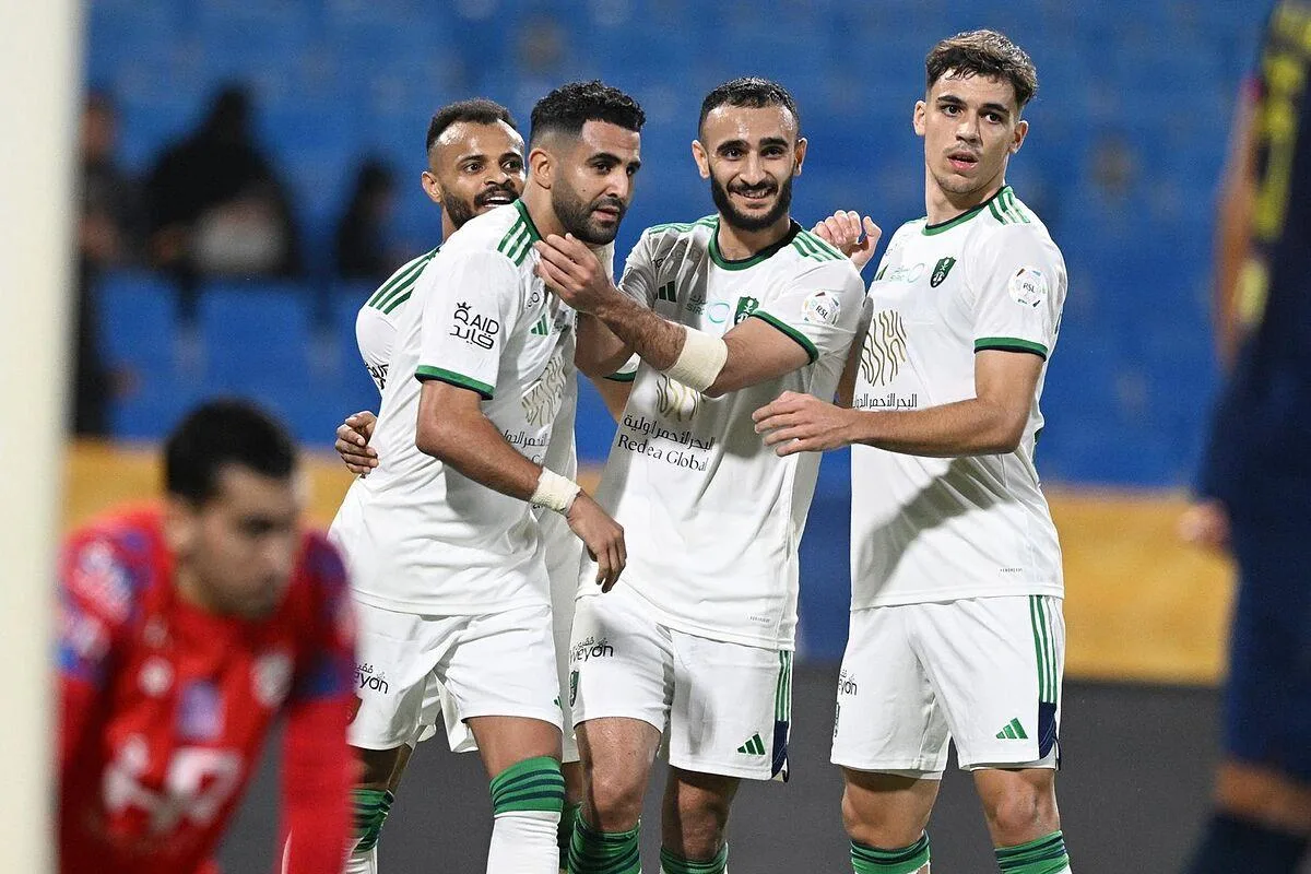 منافس الأهلي: بورتو يجهز لضم نجم من الدوري السعودي قبل انطلاق كأس العالم للأندية منافس الأهلي: بورتو يجهز لضم نجم من الدوري السعودي قبل انطلاق كأس العالم للأندية