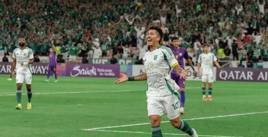 منافسات مثيرة اليوم في الملاعب العربية.. قمة الأهلي والاتفاق في دوري روشن منافسات مثيرة اليوم في الملاعب العربية.. قمة الأهلي والاتفاق في دوري روشن