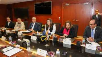 منال عوض: التنسيق مع الرقابة المالية لدعم التنمية المحلية وتحقيق الاستقرار الاجتماعي