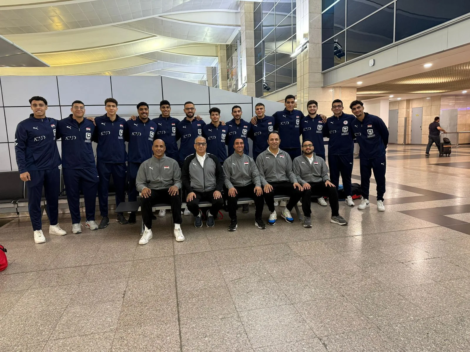 منتخب ناشئي اليد يطير لمواجهة التشيك وكرواتيا استعدادا للمونديال