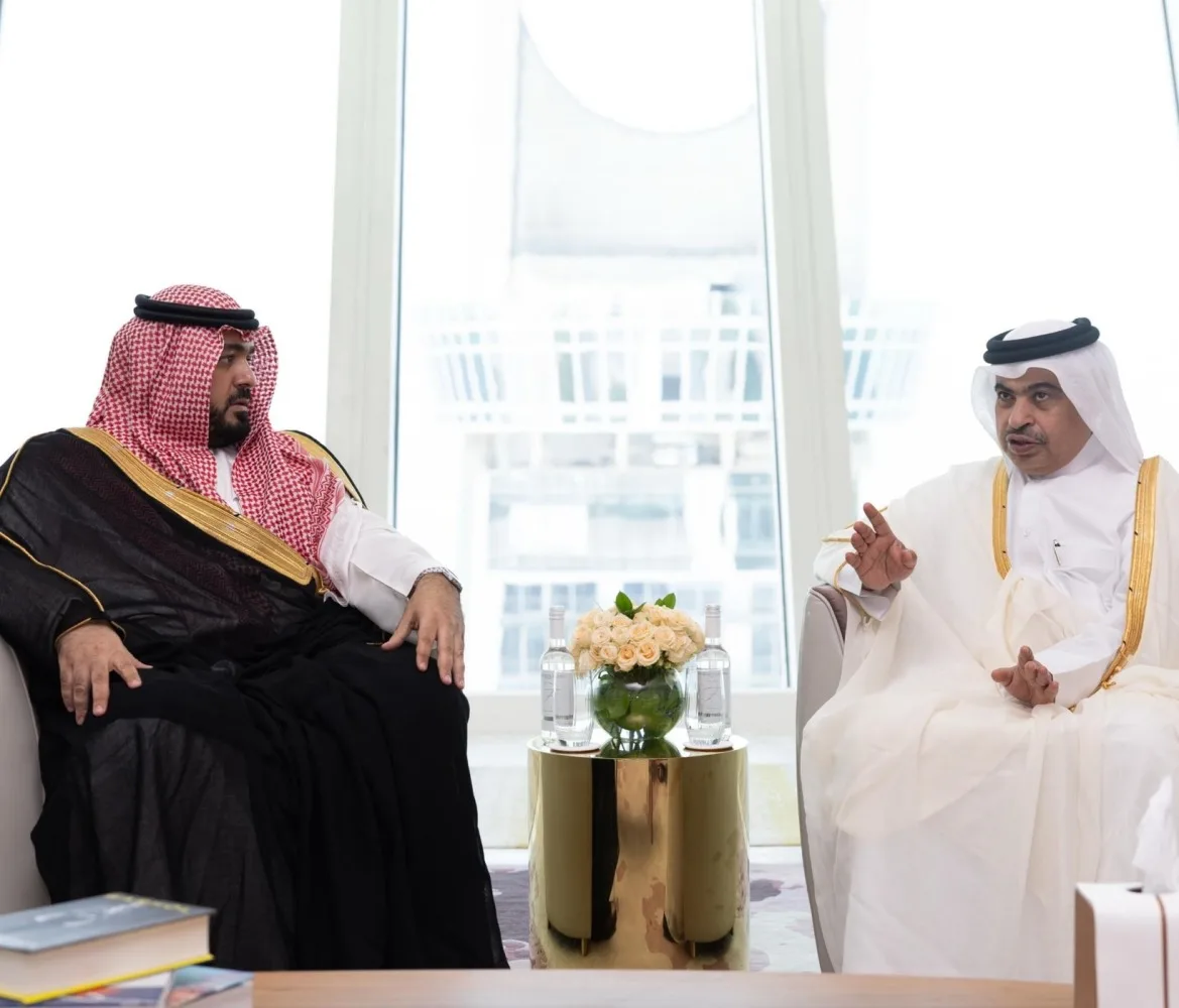 منتدى قطر الاقتصادي 2025: وزير المالية يلتقي بعدد من الوزراء والقيادات المعنية