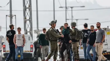 منظمة إسرائيلية: الجيش يزيل كاميرات فلسطينية لمنع تسجيل اعتداءات المستوطنين