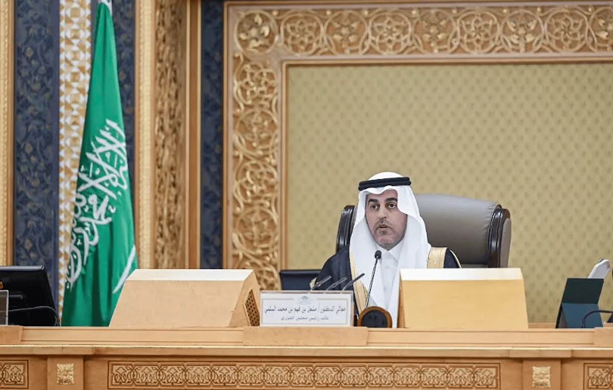 منها دراسة تطوير مترو الأنفاق في المدن الكبرى: قرارات جديدة لمجلس الشورى منها دراسة تطوير مترو الأنفاق في المدن الكبرى: قرارات جديدة لمجلس الشورى