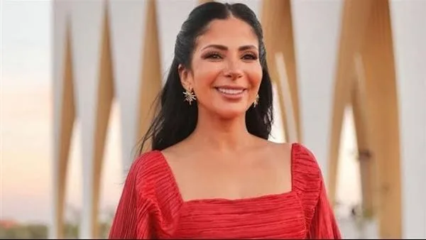 منى زكي تثير الجدل بسبب ابنتها لي لي حلمي.. ما التفاصيل؟ منى زكي تثير الجدل بسبب ابنتها لي لي حلمي.. ما التفاصيل؟