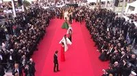 مهرجان كان السينمائي يتجاوز انقطاع التيار الكهربائي ويقيم حفل الاختتام.